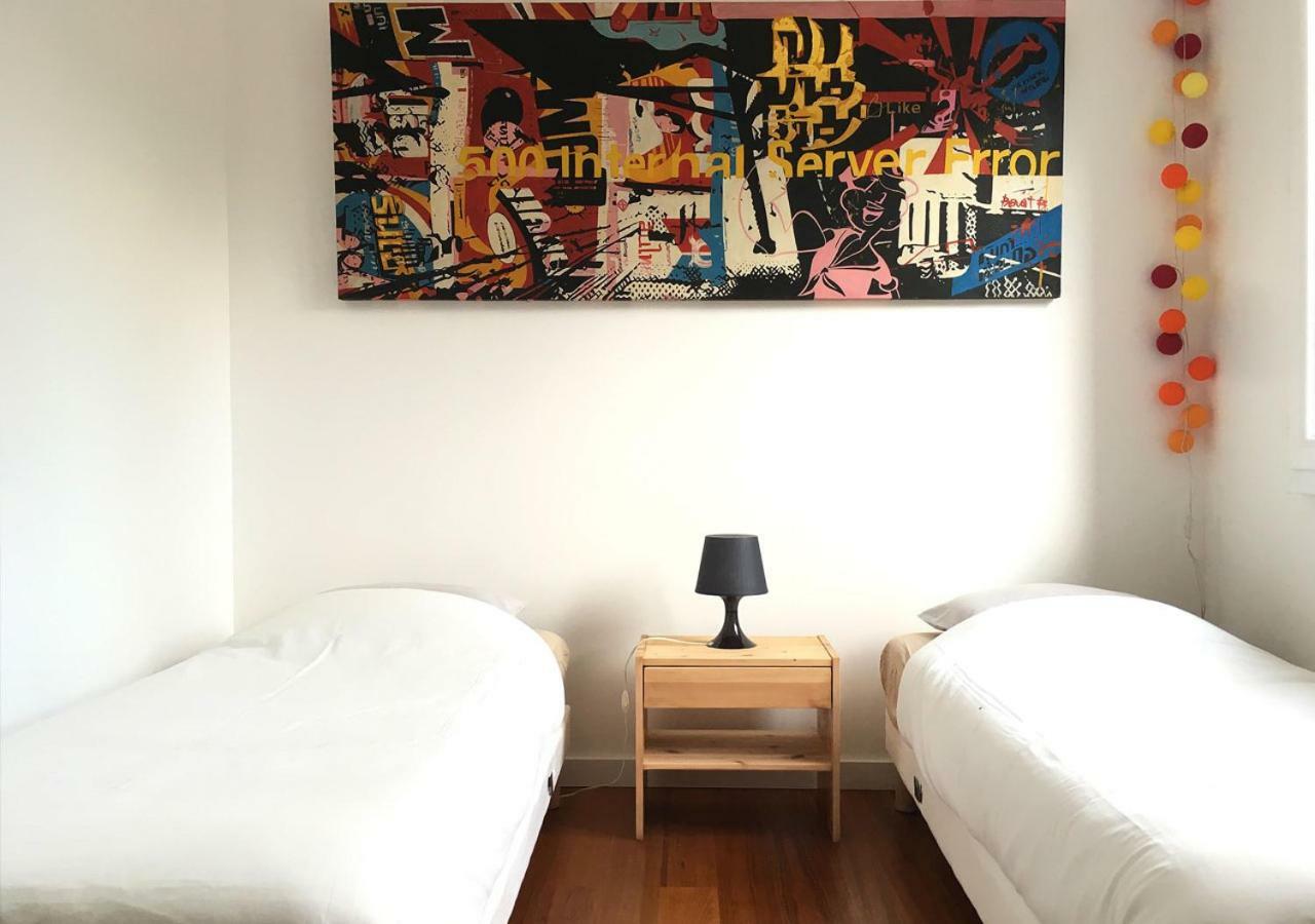 Art_Booking . . . By Benoit_B Duingt Esterno foto